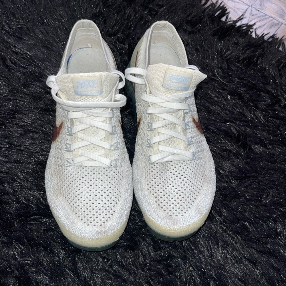 NIKE VAPOR MAX